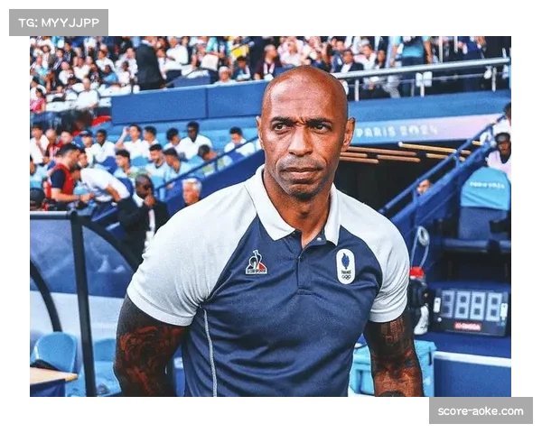 奥尔莫出任九号位实验 弗里克进攻体系寻求新变化